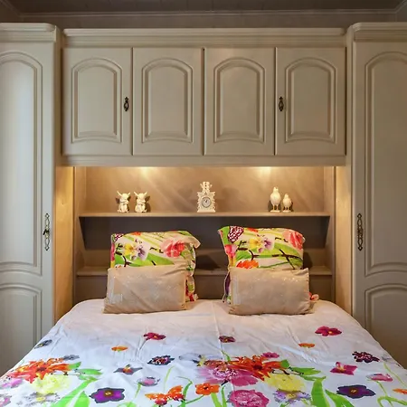 Cozy Home For 4 Guests, Cleaning Included Holiday home