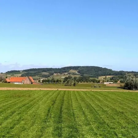 Cozy Home For 4 Guests, Cleaning Included Holiday home Le Bizet
