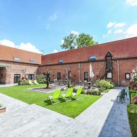 Cozy Home For 4 Guests, Cleaning Included Holiday home Le Bizet